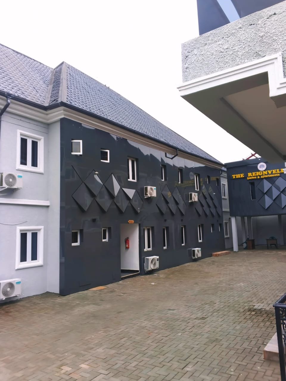The Reignvella courtyard