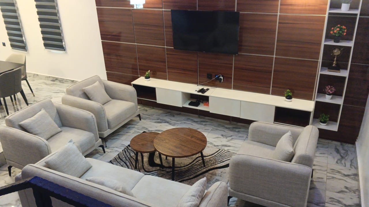 Diplomatic Suite